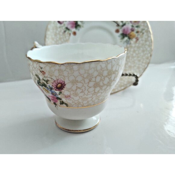 CAULDON tea cup and saucer floral painted rose chintz teacup England 1940s - Picture 6 of 14